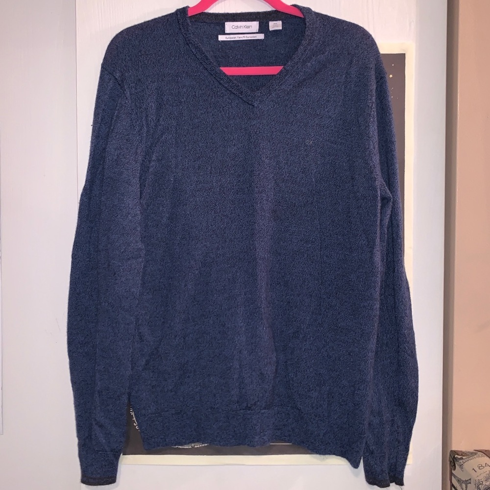 Men’s Calvin Klein European Yarn Fill Navy V-Neck Sweater Sz M
